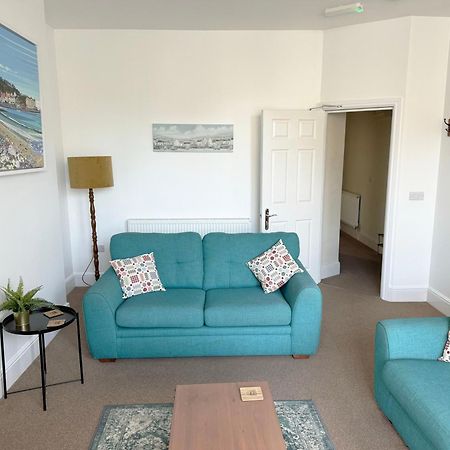 Private Parking, Central Llandudno, King Bed With Ensuite At Clement Lodge Exterior photo